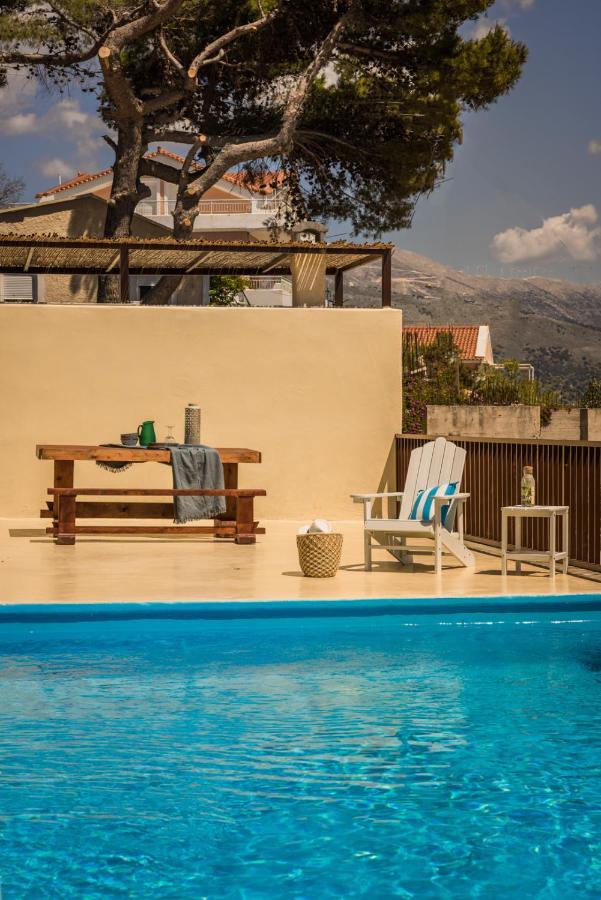 Akrolithos Villas Kouvalata Exterior photo